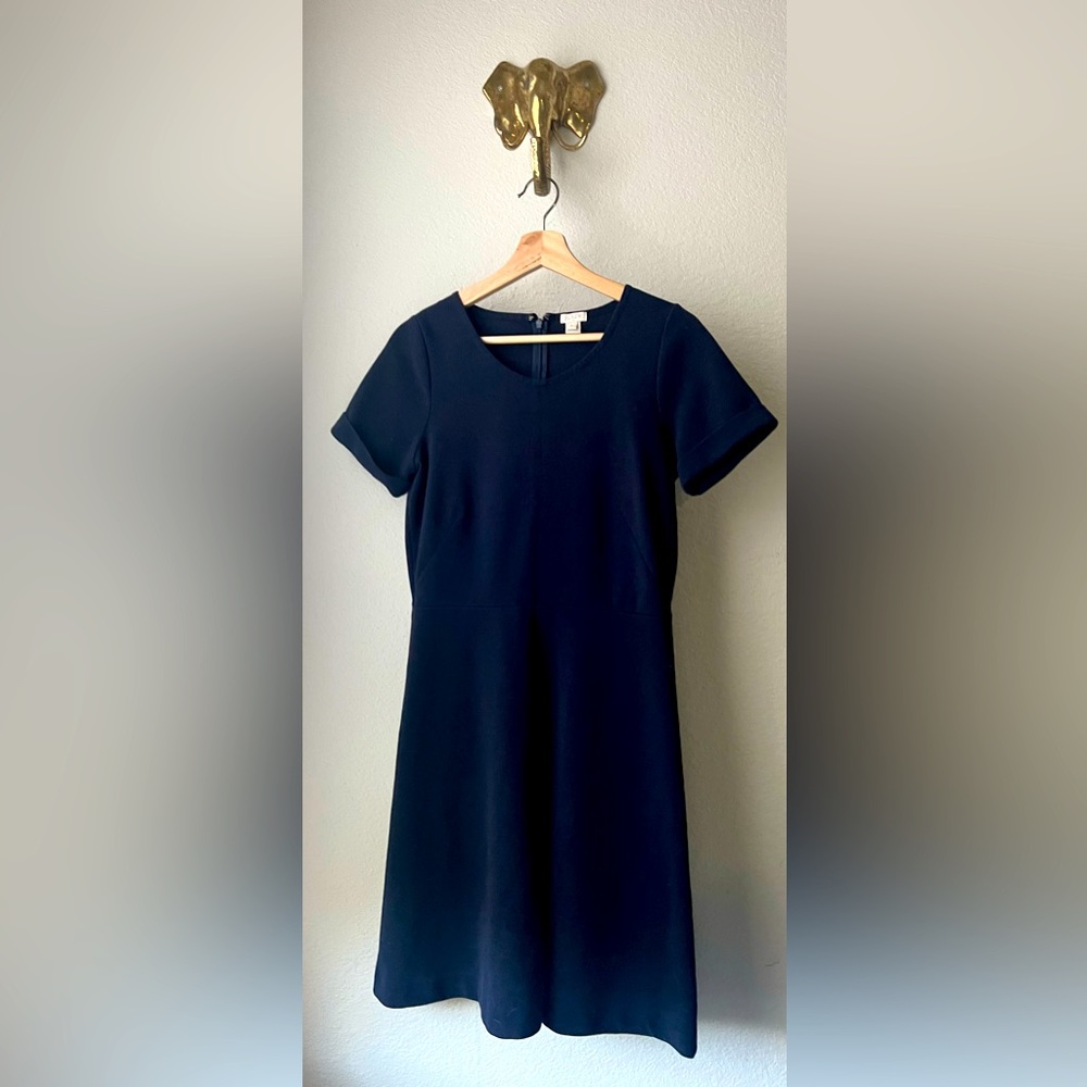 J Crew Women’s Every Day Dress Size: 8 Color: Navy
